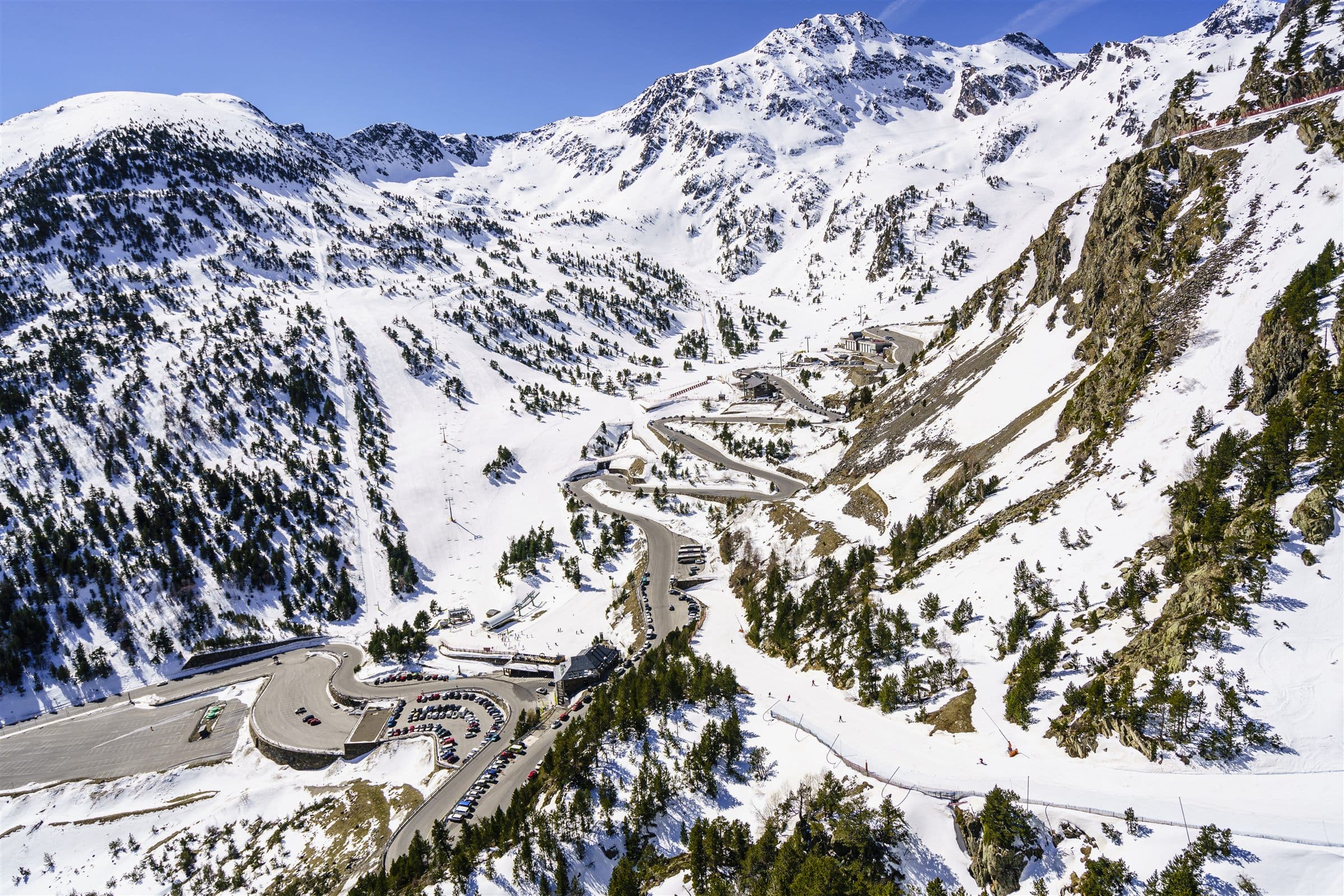 Aerial view of the Ordino-Arcalís base area at the end of the Ordino valley