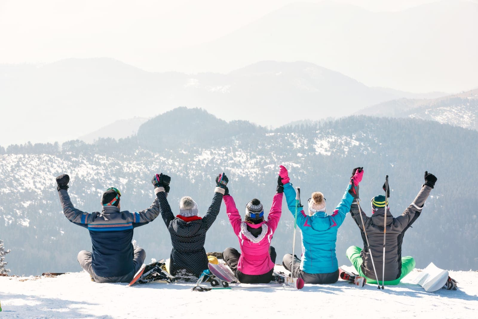 Group skiing in Arinsal, Pal-Arinsal