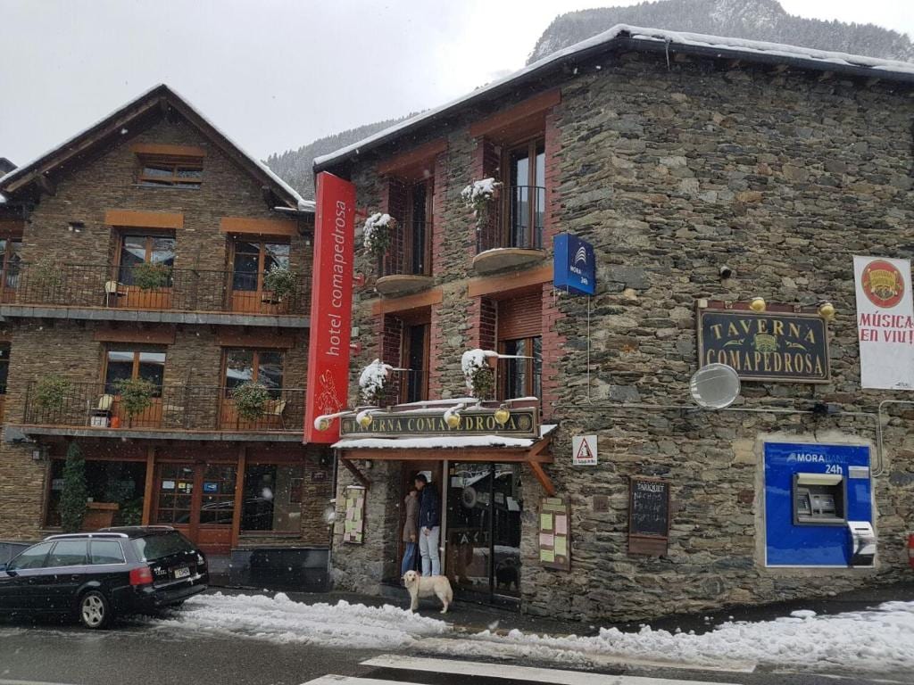 Hotel Comapedrosa — photo 1 of 4