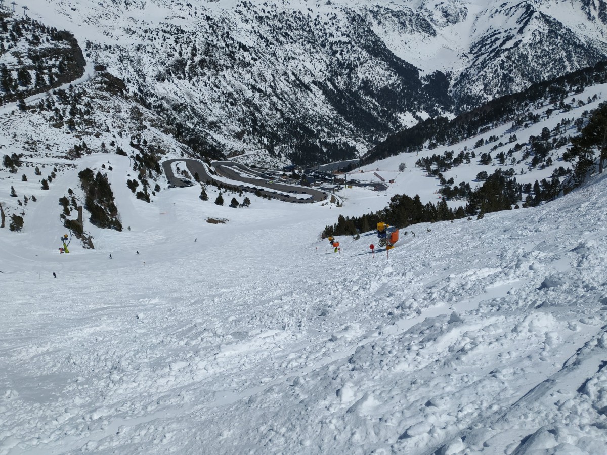 The red slope Portella was not groomed, a bit bumpy