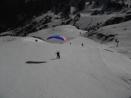 Parachute with instructor
