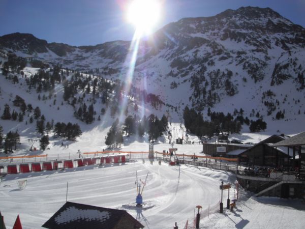 Looking from La Basera chair lift 16/12