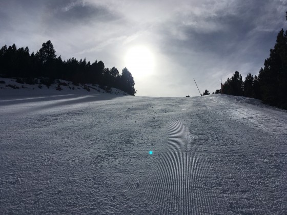 The steeper slopes were practically empty, they even had groomed lines