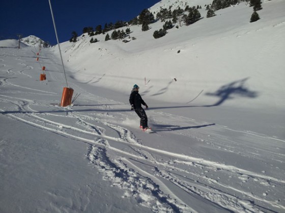Hayley snowboarding - 06/12/2012