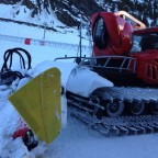 30/11/2015 Piste basher getting the slopes ready