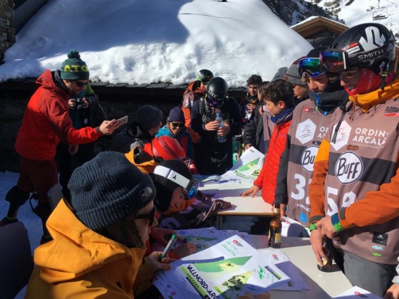 The world's best freeriders were signing autographs today