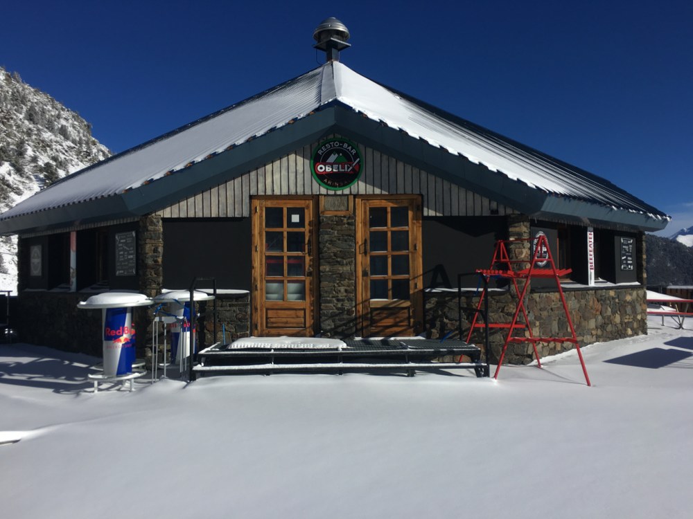 The restaurant Obelix on the slopes of Arinsal will reopen once the slopes are open