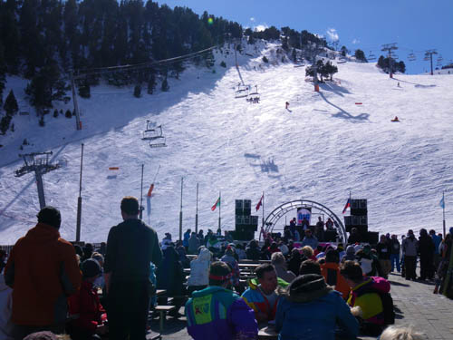 Big Snow Festival at the Panoramix's perfect end for a hard day boarding - 18/3/2011