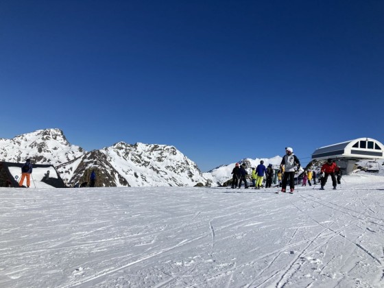 The top of La Portella chairlift in Arcalis