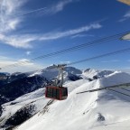 The gondola link from Arinsal to Pal
